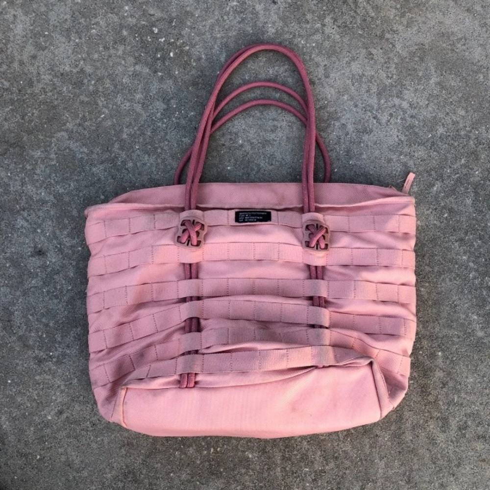 nike sportswear tote bag